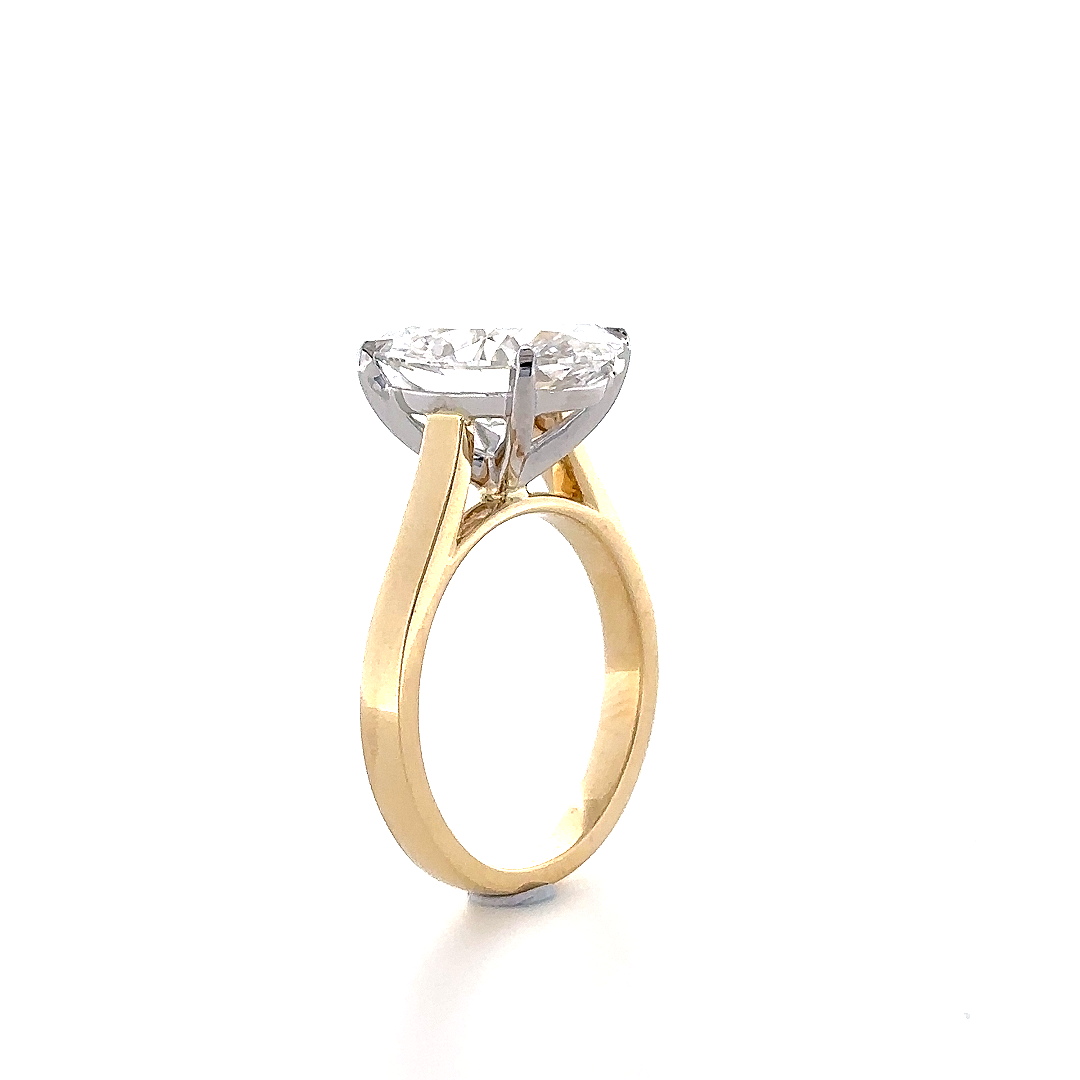 Oval studded solitaire ring - Image 4