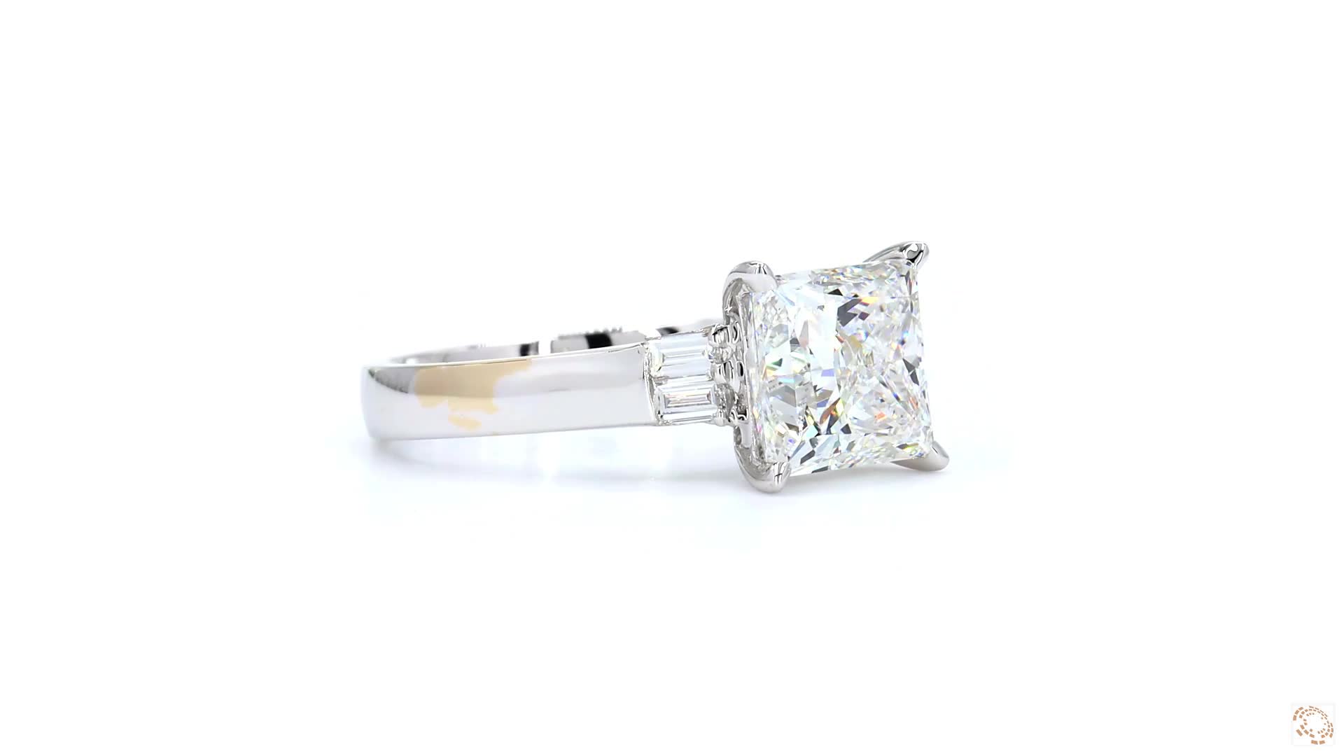 Classy Princess cut diamond ring with Baguette accents - Image 2