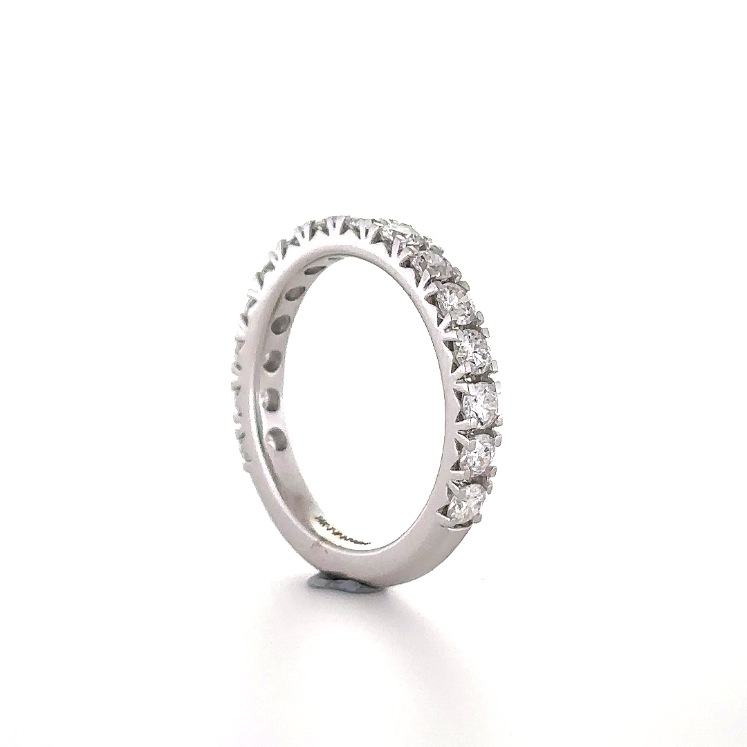 Round studded halfway eternity band - Image 4