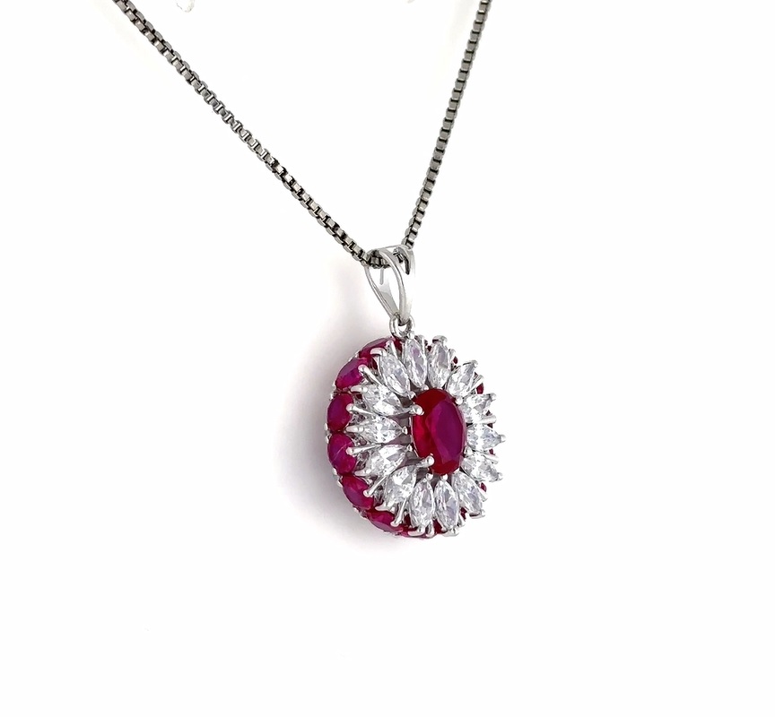 Oval flower designed pendant - Image 3