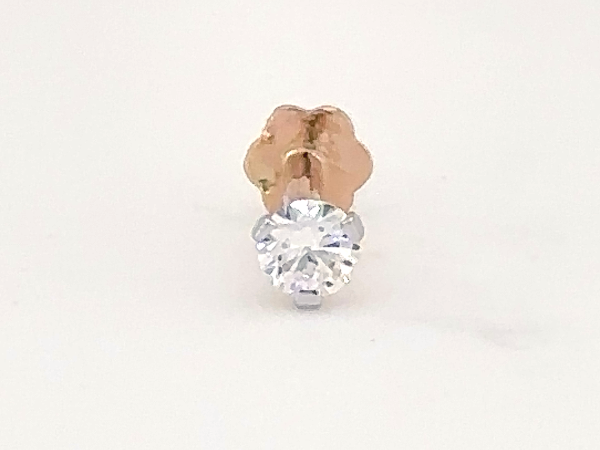 Round cut diamond nose pin