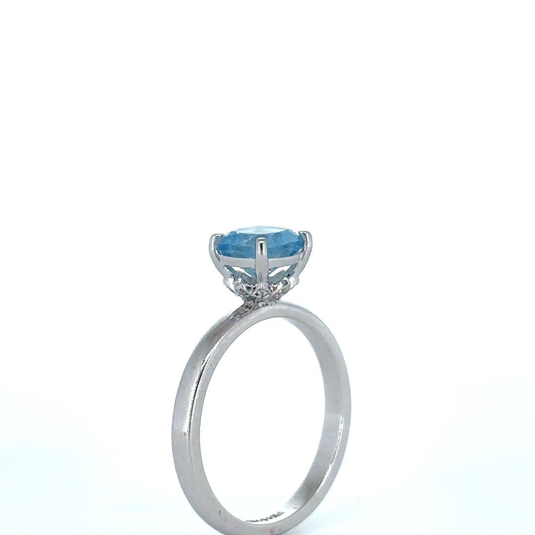 Aquamarine Cushion cut ring set in diamond studded claws - Image 5