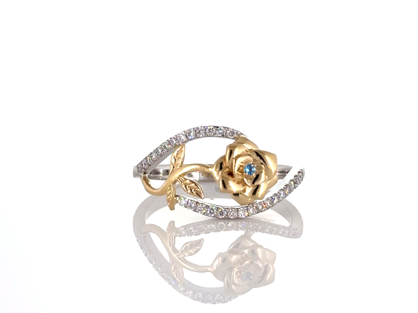 Rose designed ring